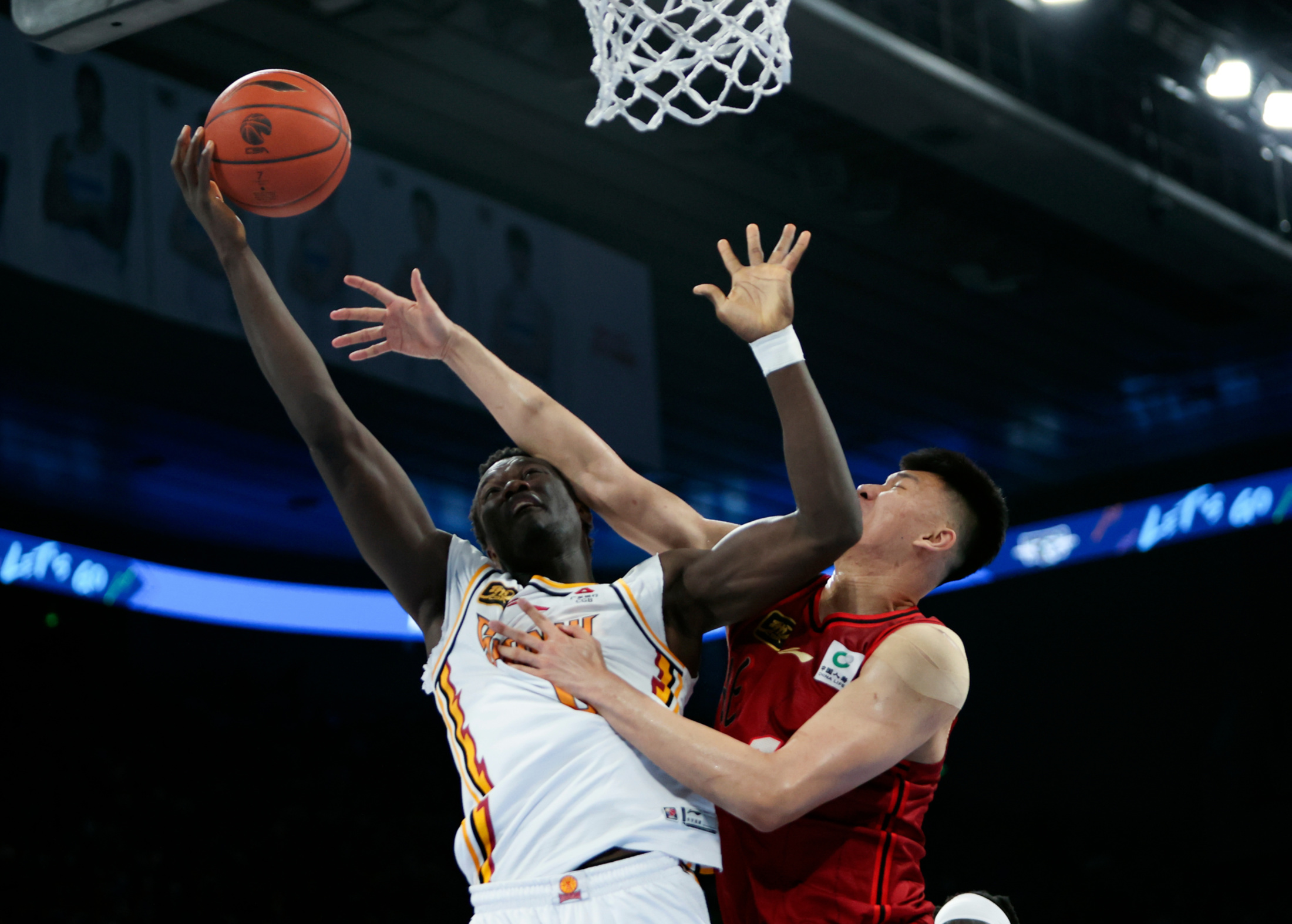 jiuyouweb-包含关键时刻多伦多猛龙备战国王杯；强势反弹细节曝光；悬念犹存；资深球员宣示担当的词条