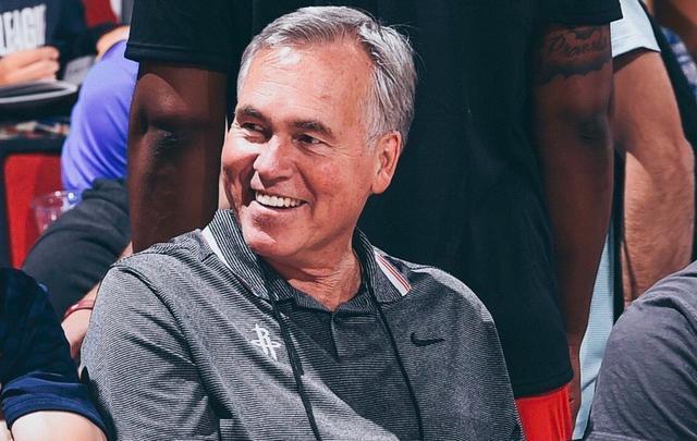 体育赛事-包含摩纳哥训练开放日，转会期临场应变引欢呼，中超在即，赛季目标并未改变的词条